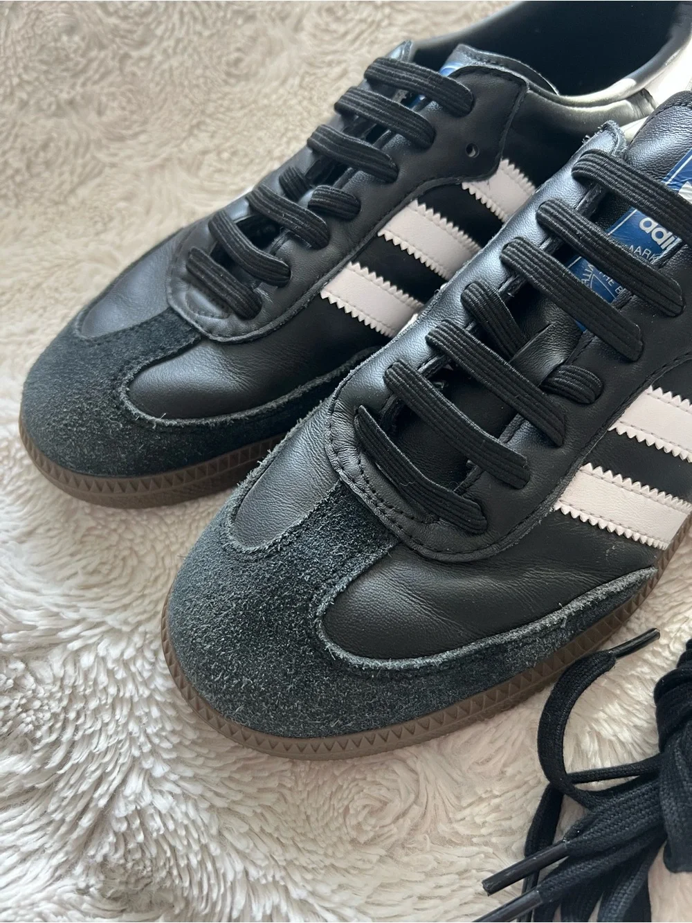 adidas Originals Men's Samba OG Sneaker Black/White/Gum 8